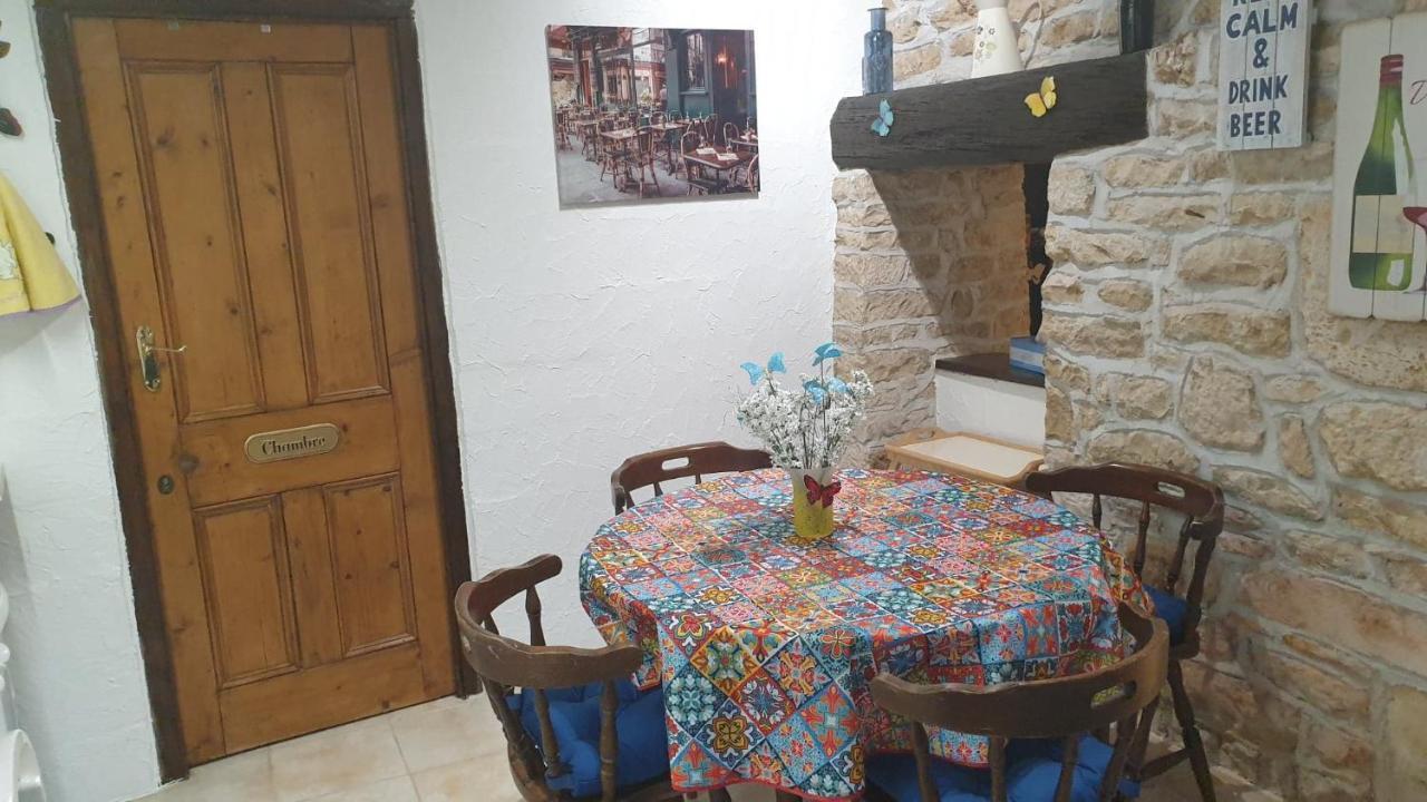 Chocolate Box Cottage Parzac Экстерьер фото